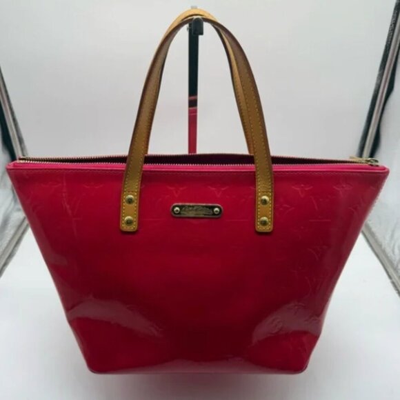 EUC Authenticated Louis Vuitton Monogram Vernis Bellevue PM - Picture 2 of 15